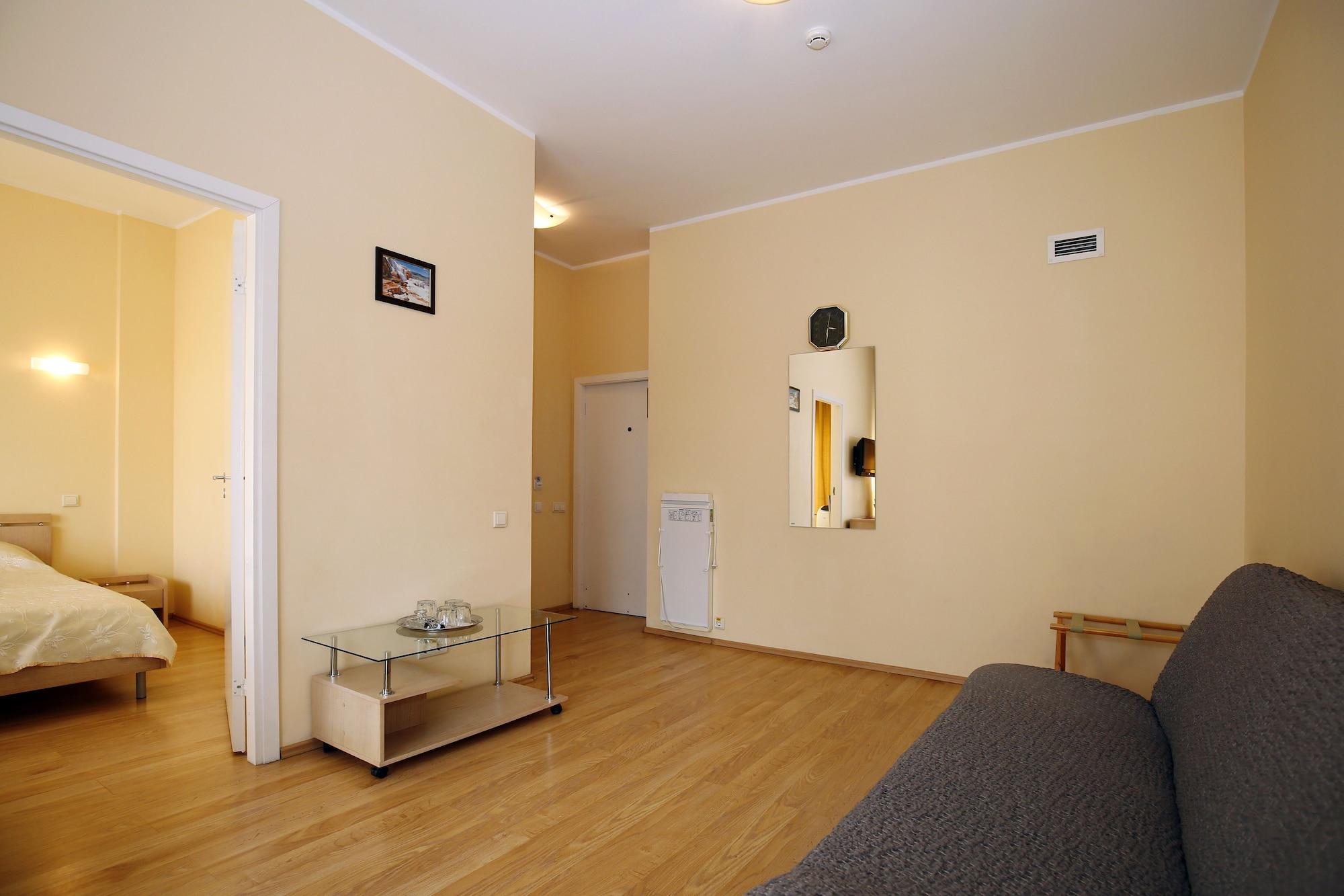Apart Hotel Tomo Free Parking Riga Room photo